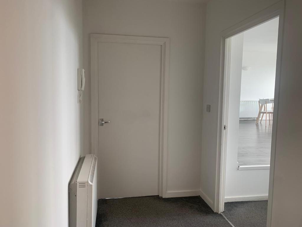 Stunning Royal Arsenal River View Apartment